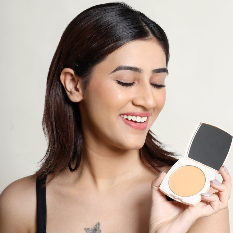 फ्लिका फाउंडेशन क्रीमी 03 कारमेल