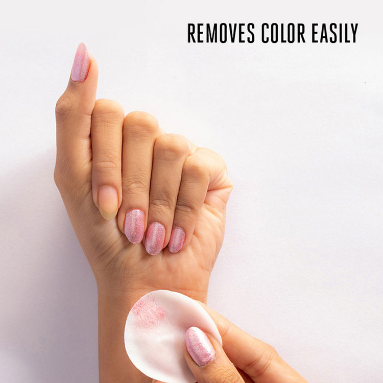 लक्मे अल्टीमेट ग्लैम क्रोमर नेल 6ML