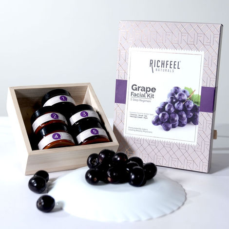 RICHFEEL GRAPE FACIAL KIT 250G