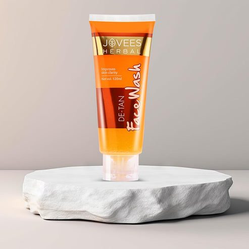 ☀️ Why De-Tanning Should Be Your First Skincare Step This Summer