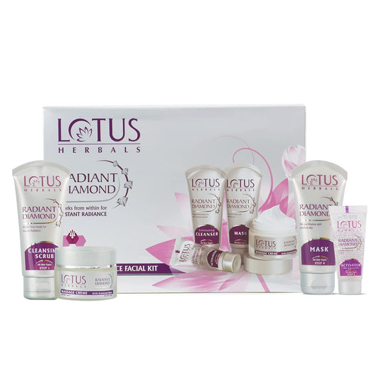 LOTUS HERBALS FACIAL KIT DIAMOND