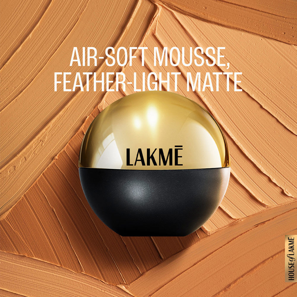 LAKME XTRAORDIN-AIRY MATTE REAL MOUSSE 01 CLASSIC IVORY 25G