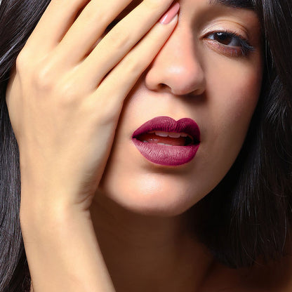 FLICKA SET AND ATTACK LIQUID LIPSTICK 14 DATE NIGHT