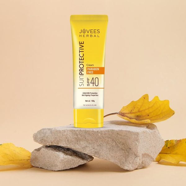 JOVEES SPF 40 SUN PROTECTIVE 60 GRM