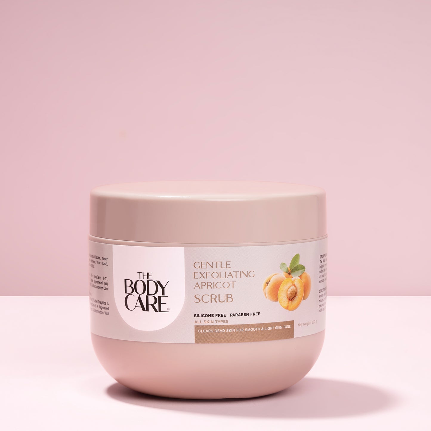 बॉडी केयर जेंटल एक्सफोलिएटिंग एप्रिकॉट स्क्रब 500 ग्राम