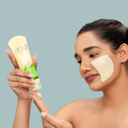 LOTUS HERBALS FACEPACK TEATREECLEAR 60 GRM
