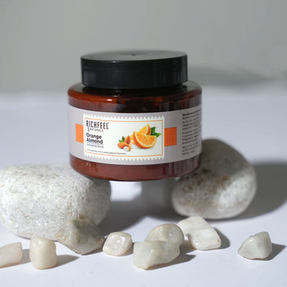 RICHFEEL SCRUB ORANGE ALMOND 100 GRM