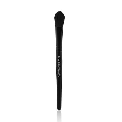 FACES BRUSH FOUNDATION CC4394