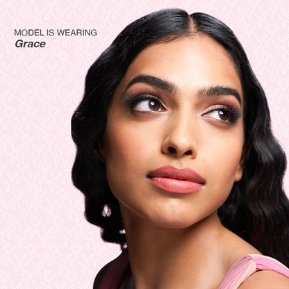 के ब्यूटी हाइड्रा क्रीम लिपस्टिक सेवी