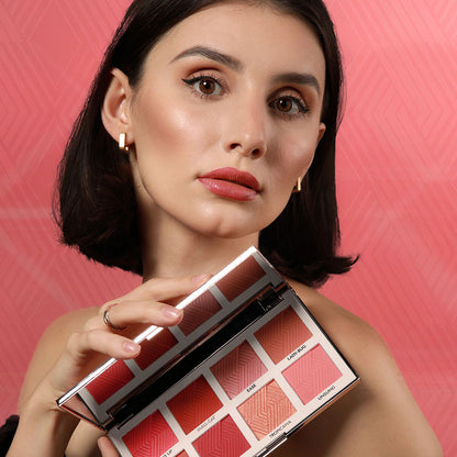 FOREVER 52 BACK STAGE ESSENTIAL 8 COLOR BLUSH PALETTE BKS001 32 G